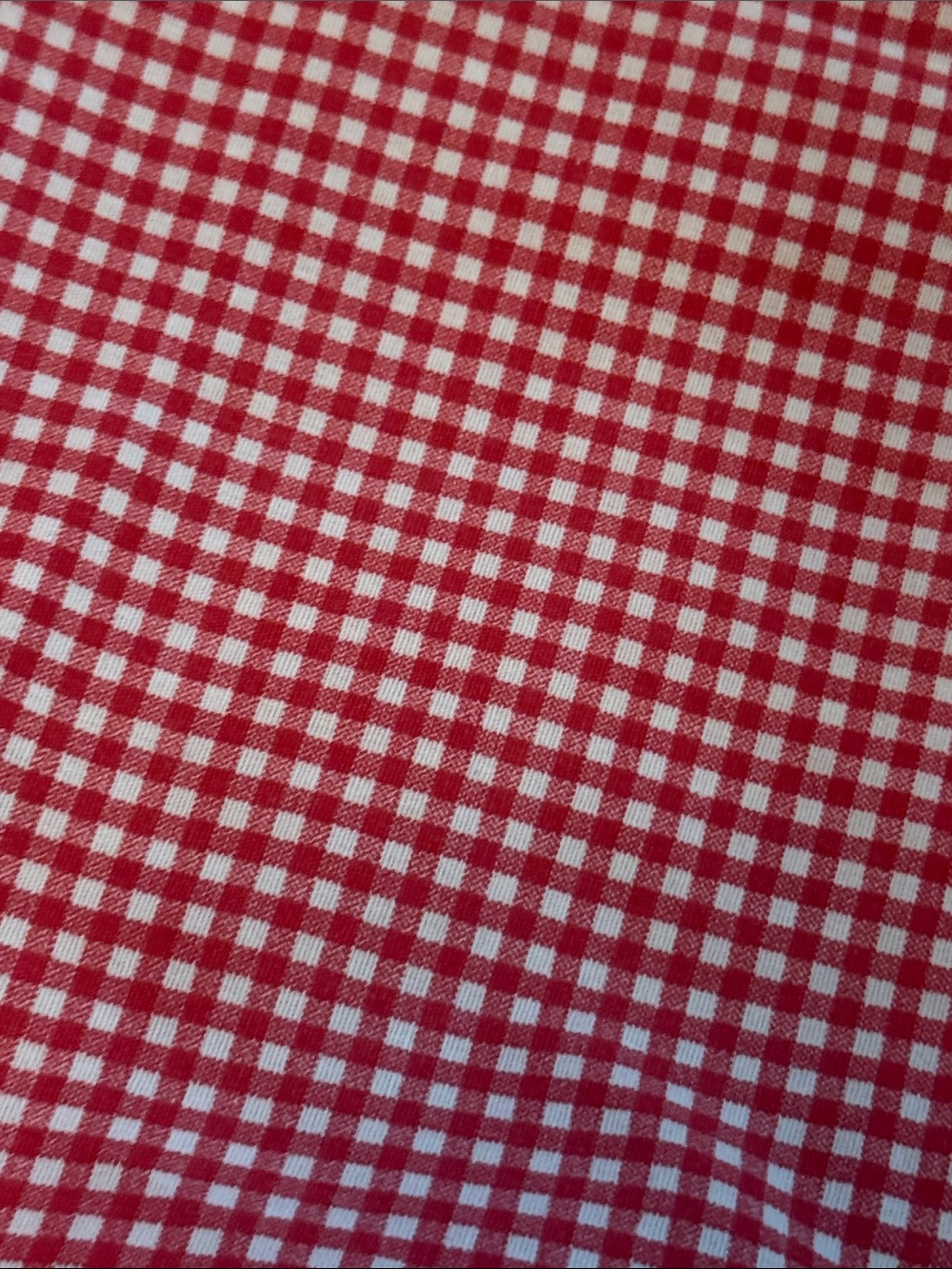 Red standard sized pillow cases and accent pillow - Picture 2 of 4